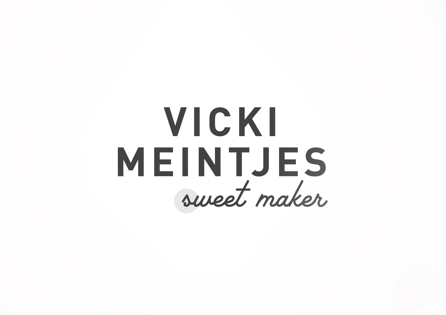 An alternate concept of the wordmark for Vick Meintjes Sweetmaker in a retro style, curvy typography.